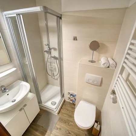 - Haus G, App 0g0811 Apartment